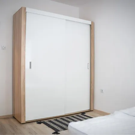 公寓 Modern 1bd 瓦爾納