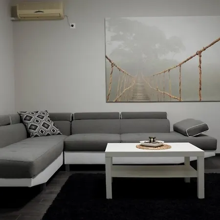 아파트 Modern 1bd